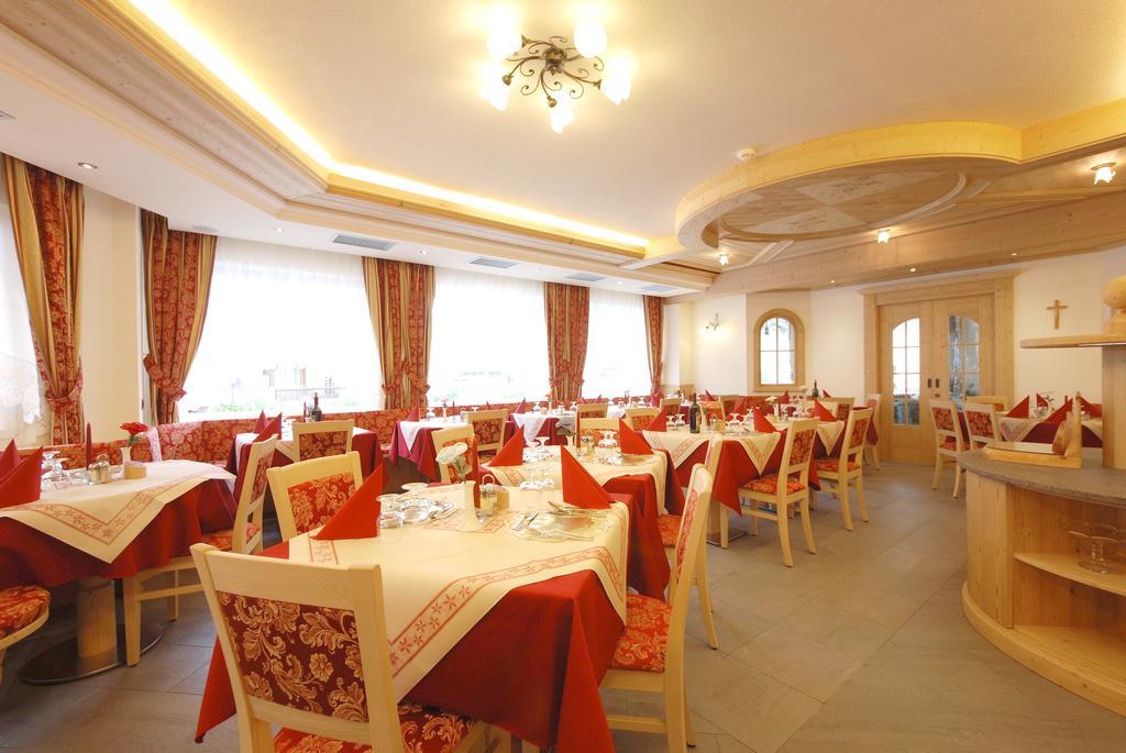 Hotel L'Ideale Moena Zewnętrze zdjęcie